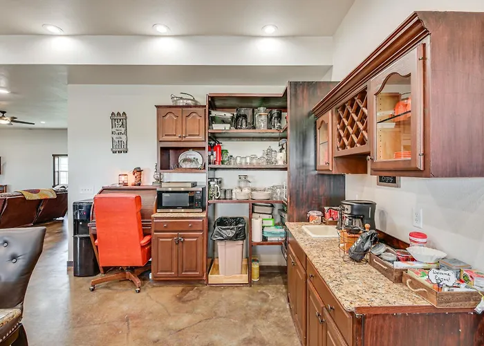 Pet Friendly 'daydreamers Guest Ranch' On 60 Acres Holiday home