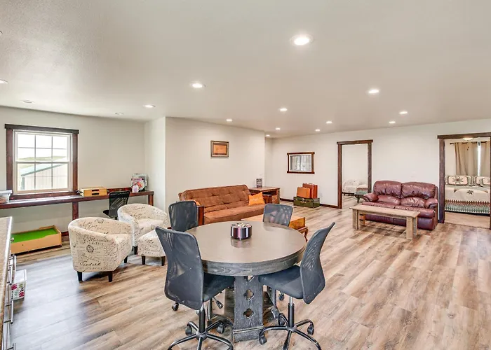 Holiday home Pet Friendly 'daydreamers Guest Ranch' On 60 Acres Lingle