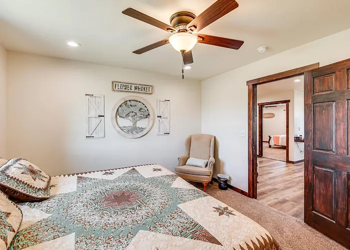 Pet Friendly 'daydreamers Guest Ranch' On 60 Acres Lingle